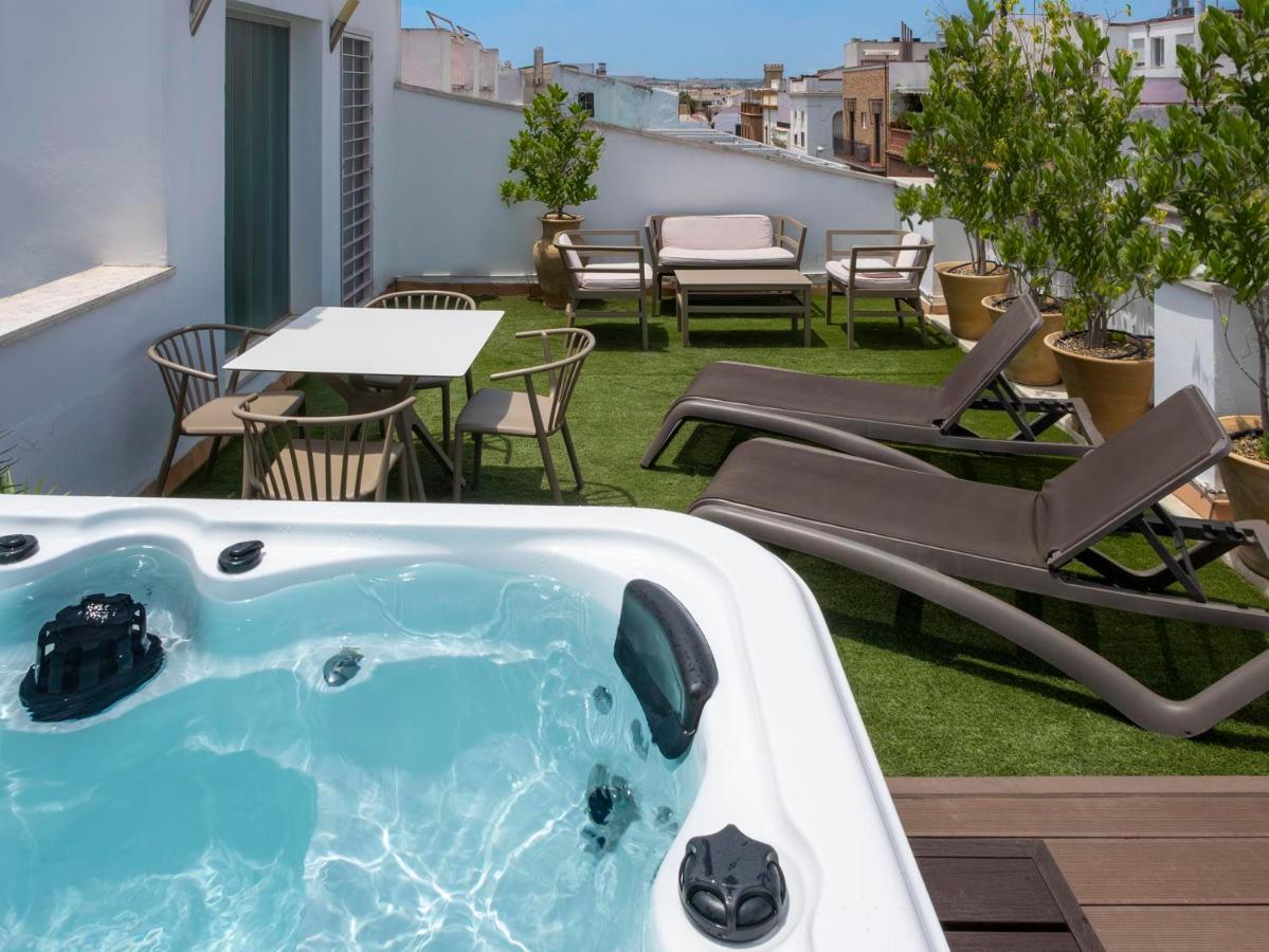 R26 Suites Sevilla Екстериор снимка